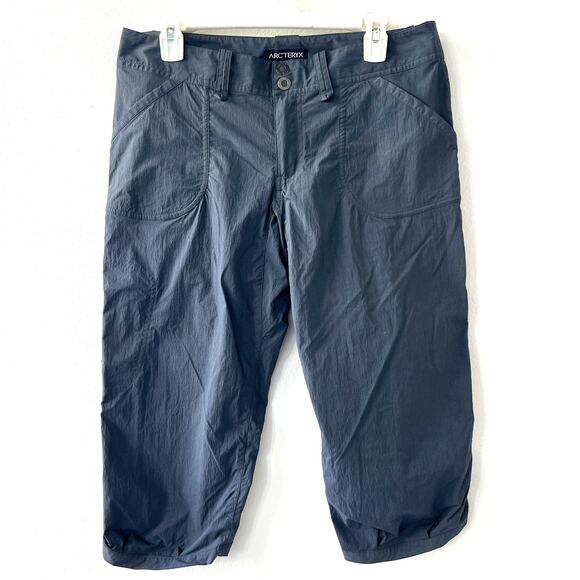 Arc'teryx Pants - Arc’teryx Vintage Women’s Hiking Capris Size 8